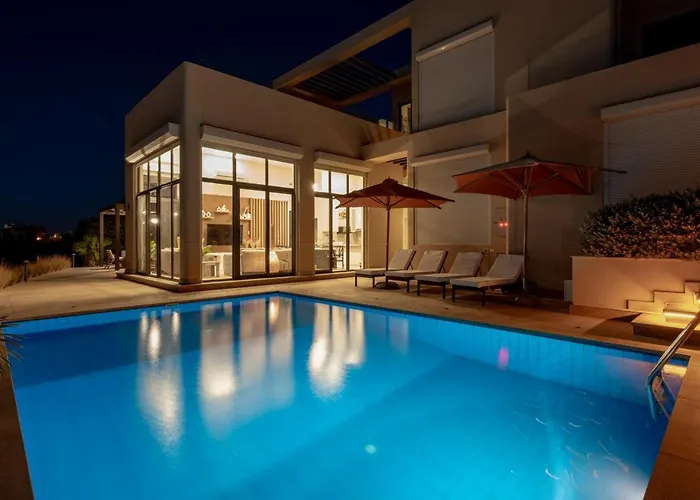 Classy 4br In Tawila, El Gouna I Heated Pool & Lagoon Access فيلة الغردقة